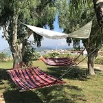 Hébergement de vacances Rouvas House *